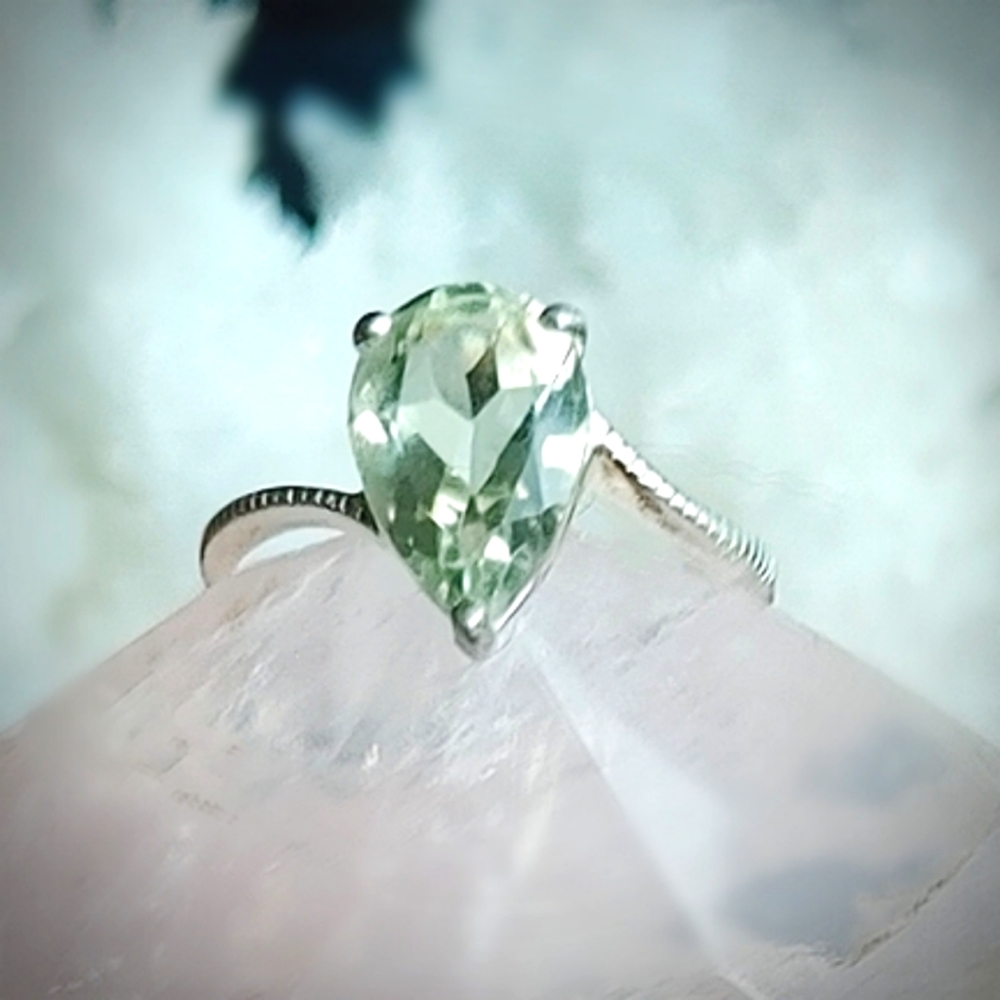 Large prasiolite ring